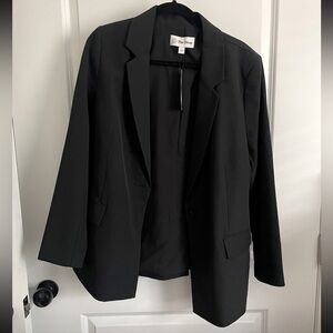 The Drop Women’s Blake Long Black Blazer